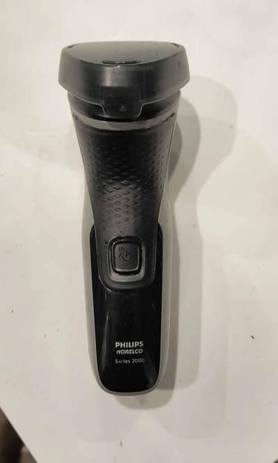 Philips Norelco shaver series 2000