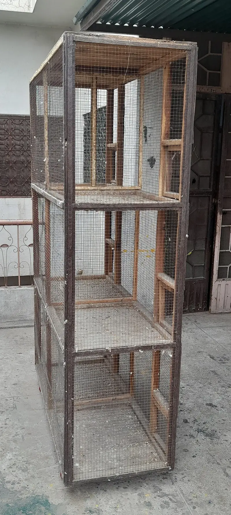 Wood cage — photo 2