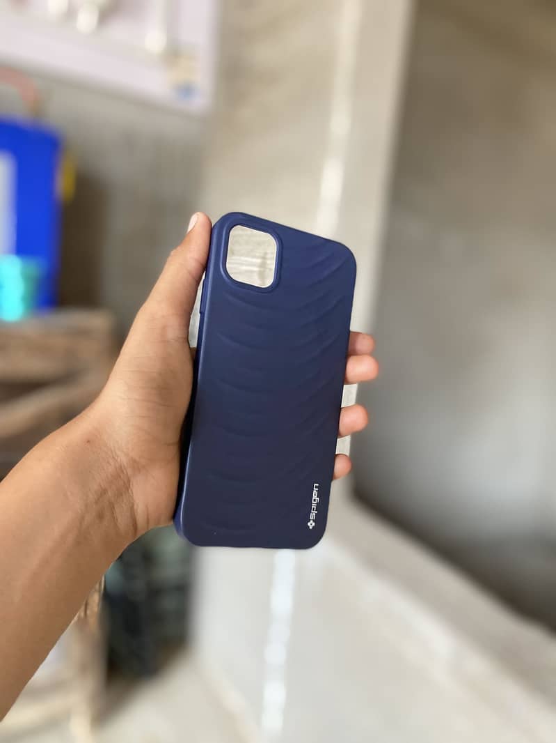 Apple iPhone 11 3