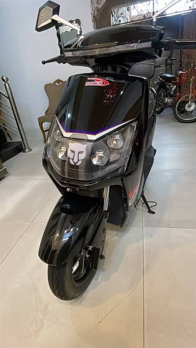 New applied for scooty 2000 km use