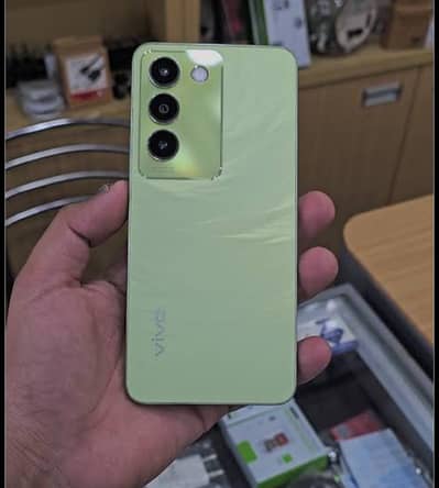 Vivo Y100