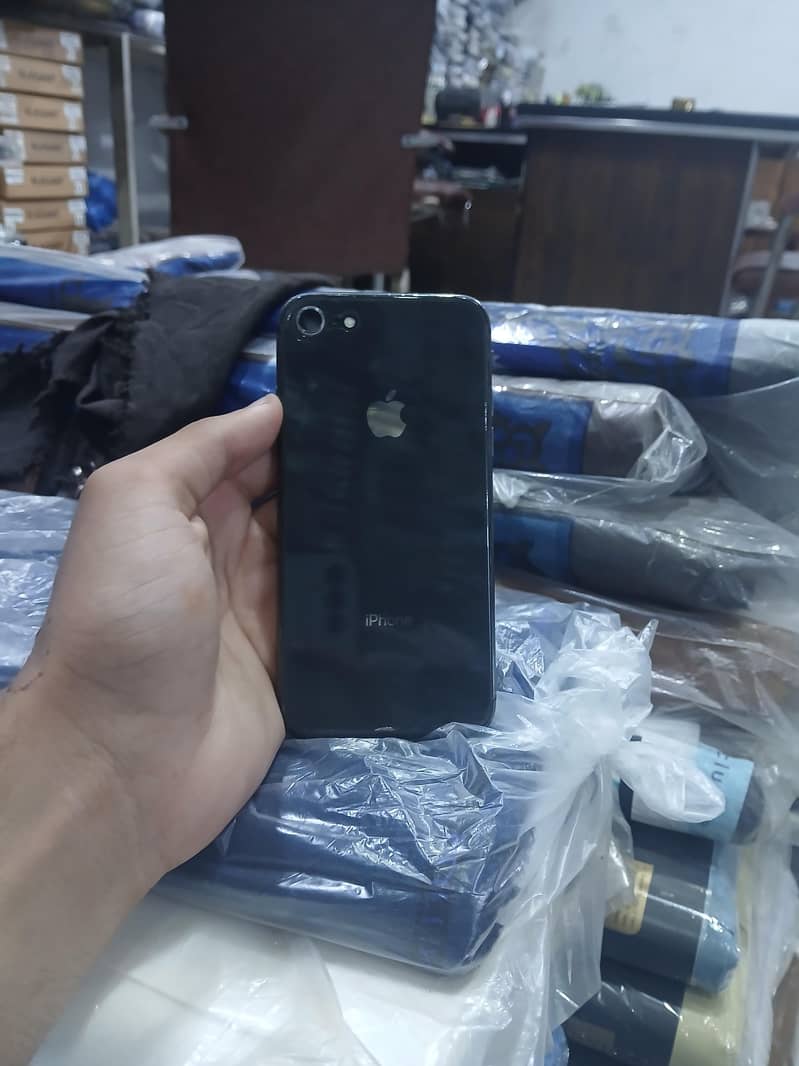 iphone 8 0