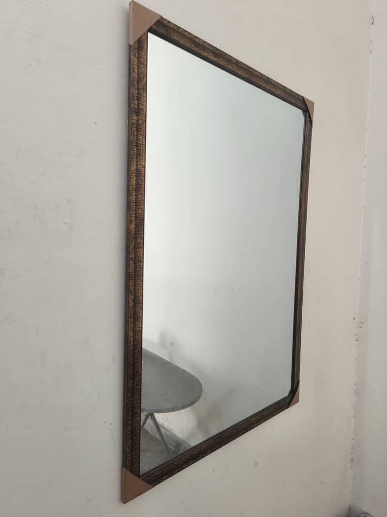 Mirror 0