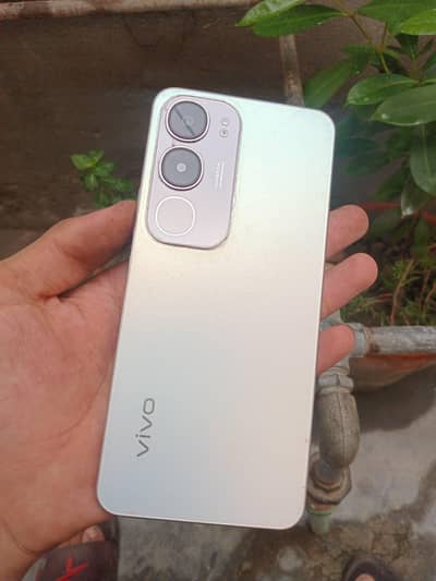 Vivo Y19s