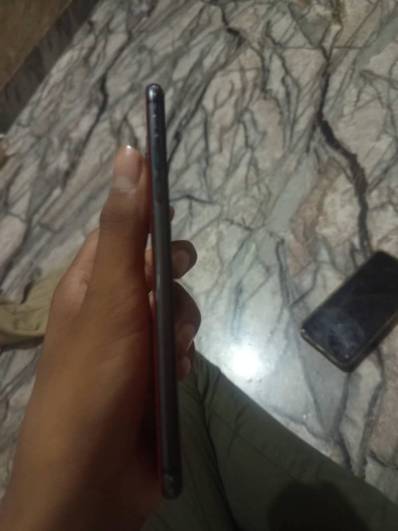 Apple iPhone 8 Plus 2