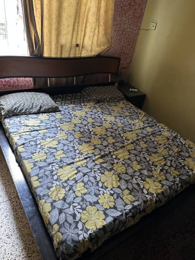 Bedroom set Bed cupboard sidetable dressingtable