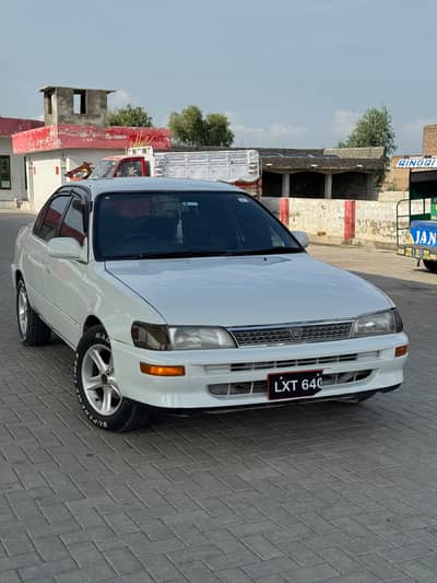 Toyota Corolla XE 2000