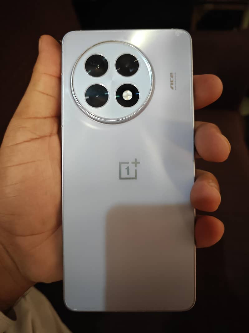 One Plus Ace 5 Pro 0