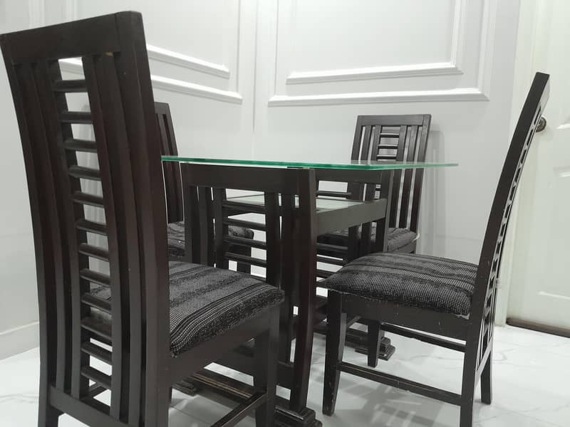 dining table 4 persons 3