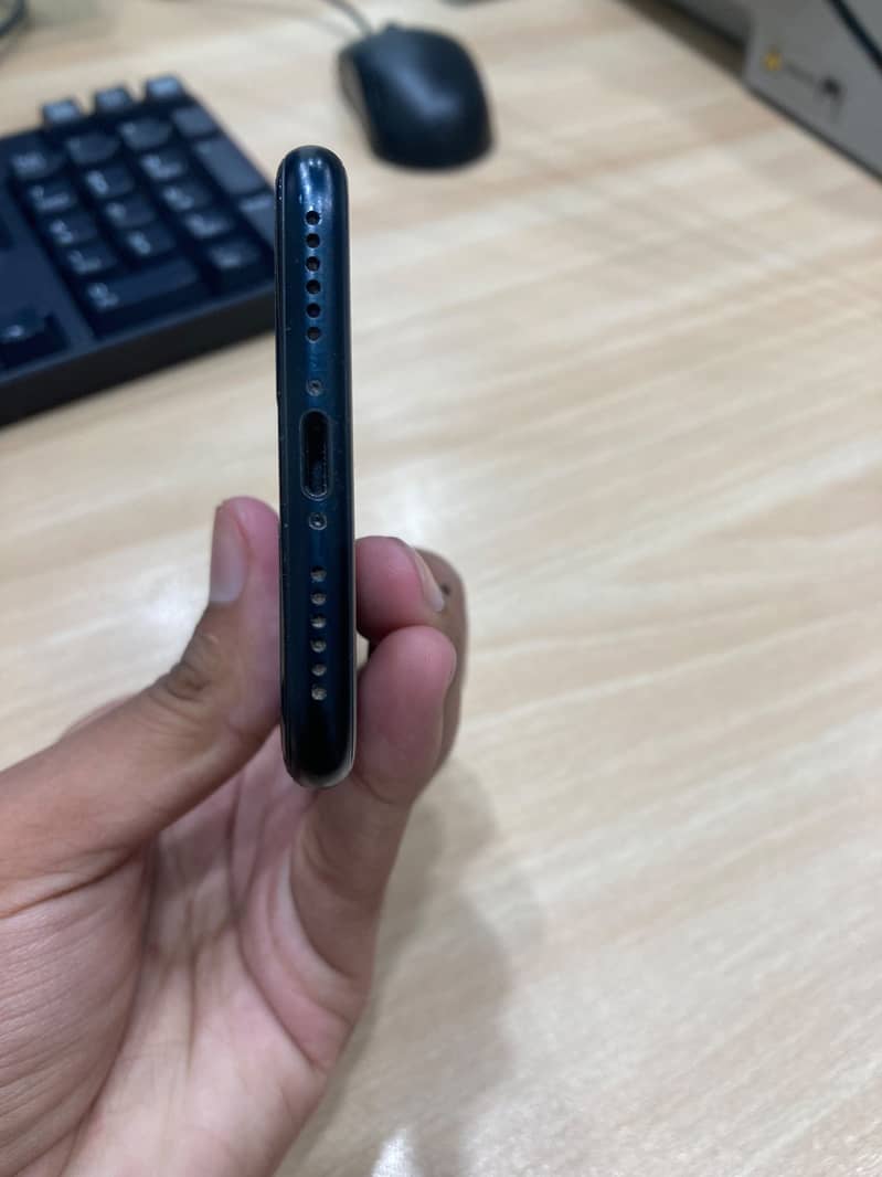 Apple iPhone SE 3