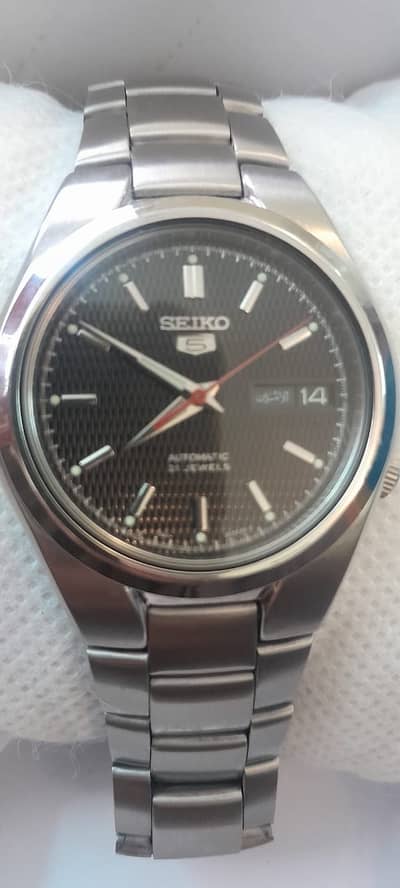 Seiko 5 Automatic SNK607 – Brand New, Unused, Full Box (Gift, Never W