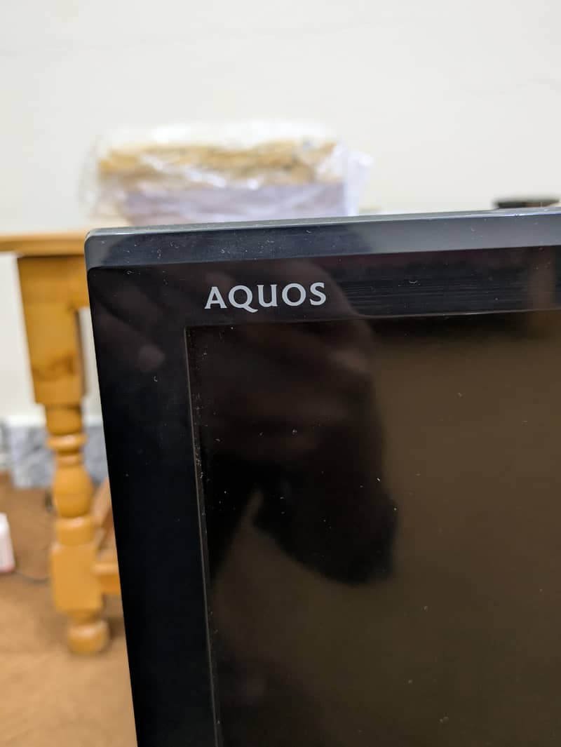 Aqous Sharp LED 7