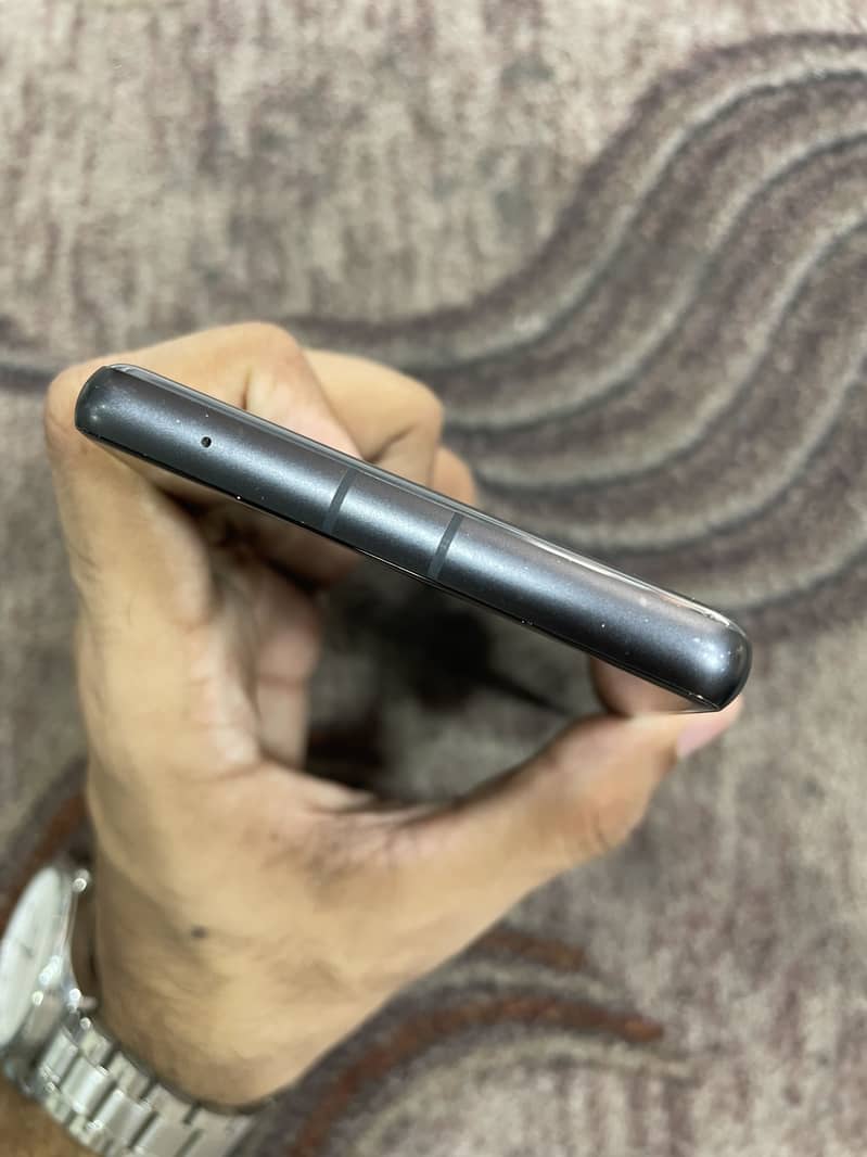 Google Pixel 7a 8/128 3