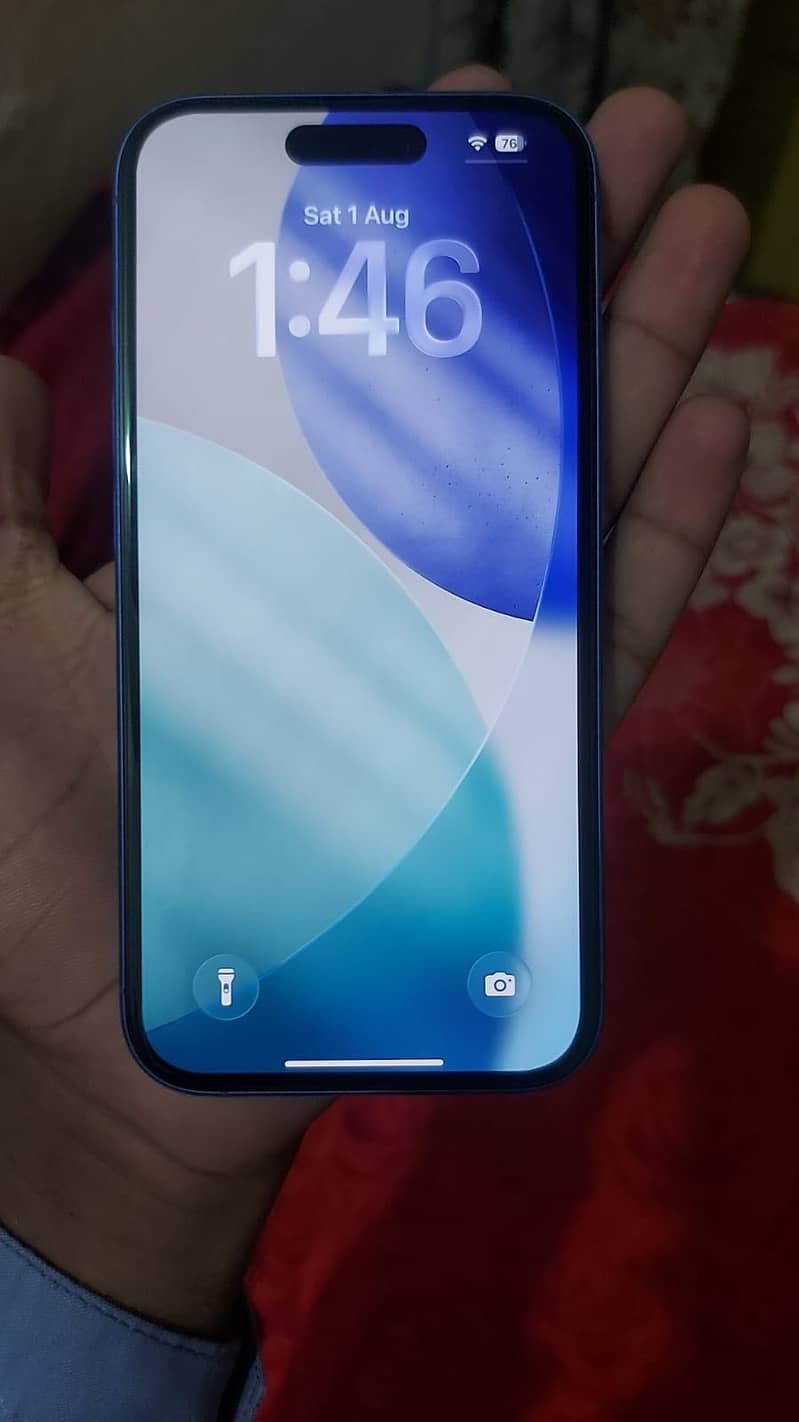 Apple iPhone 16 1