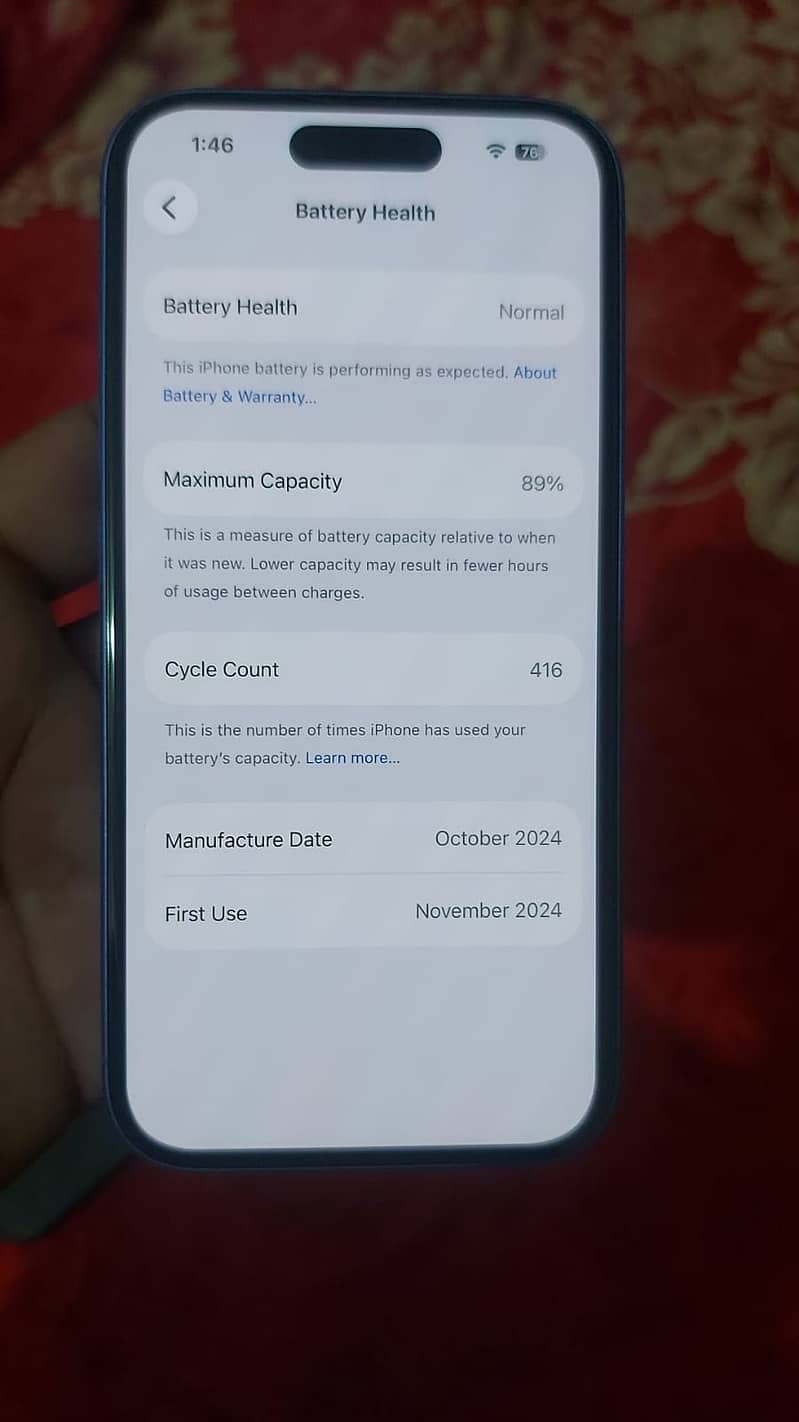 Apple iPhone 16 3