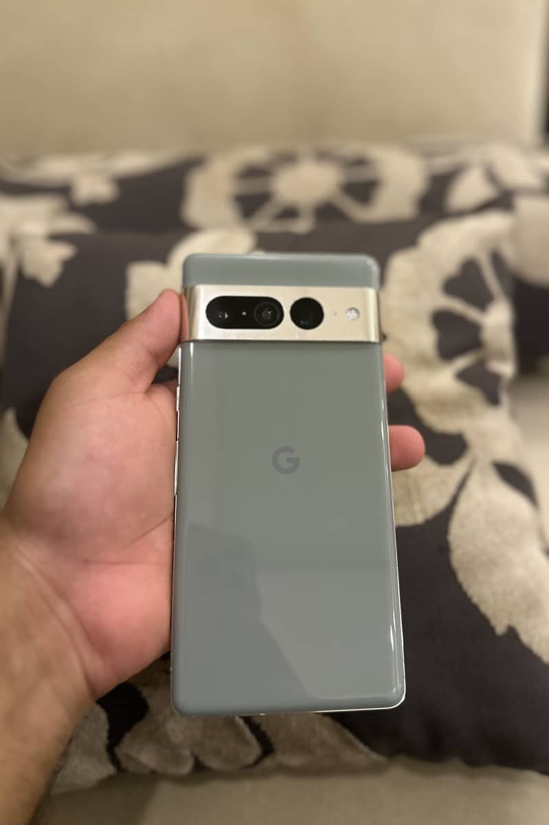 Google Pixel 7 Pro 8