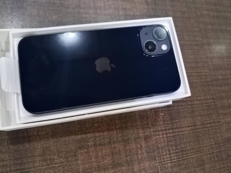 Apple iPhone 13 3