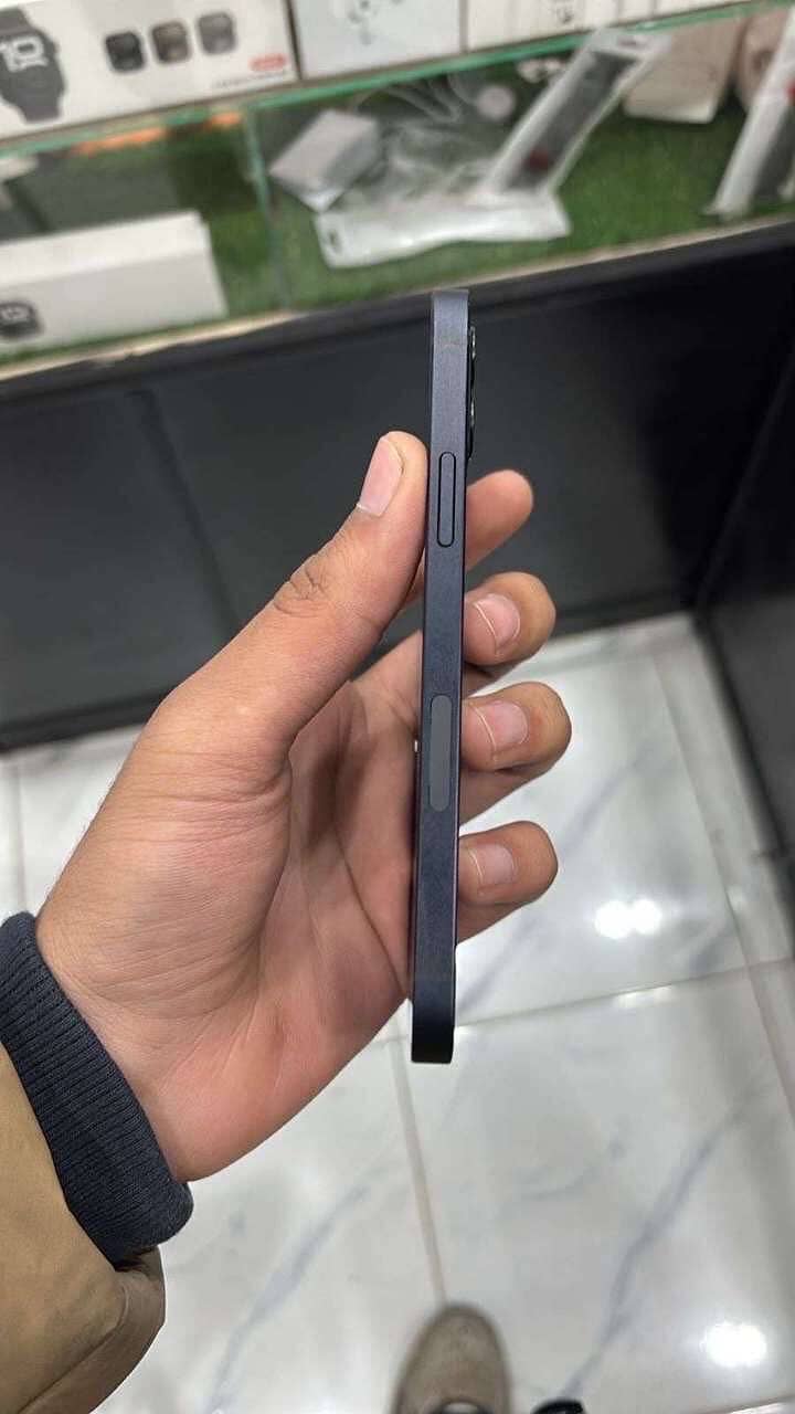Apple iPhone 12 1