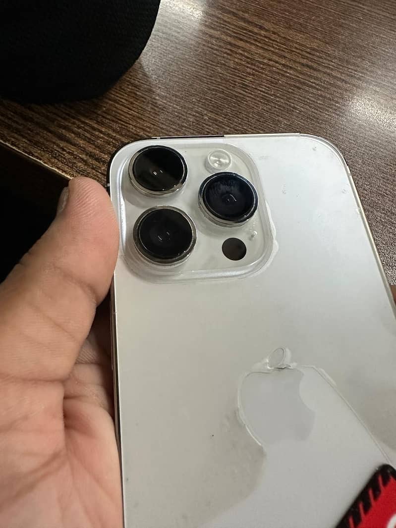 iPhone 14 Pro 3