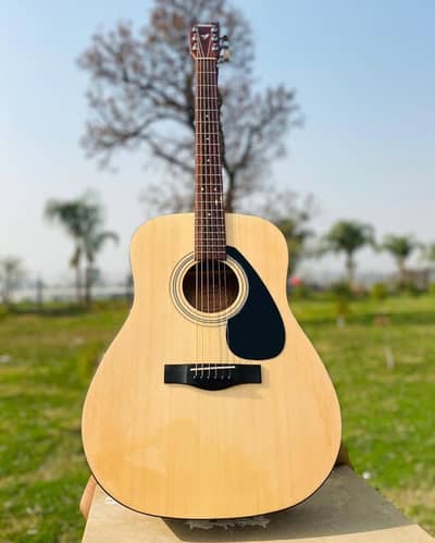 Original Yamaha F310 Acoustic Guitar  Bag picks string Capo L-key Box