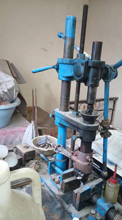 3 no hand molding machine