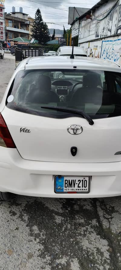 Toyota Vitz 2010