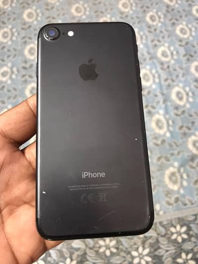 Apple iPhone 7