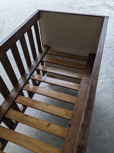 Baby Cot  (used)
