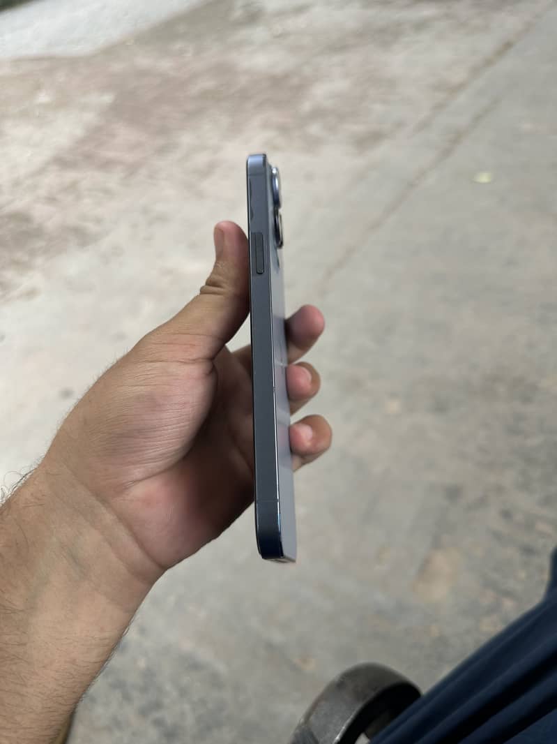 Apple iPhone 13 Pro Max 5
