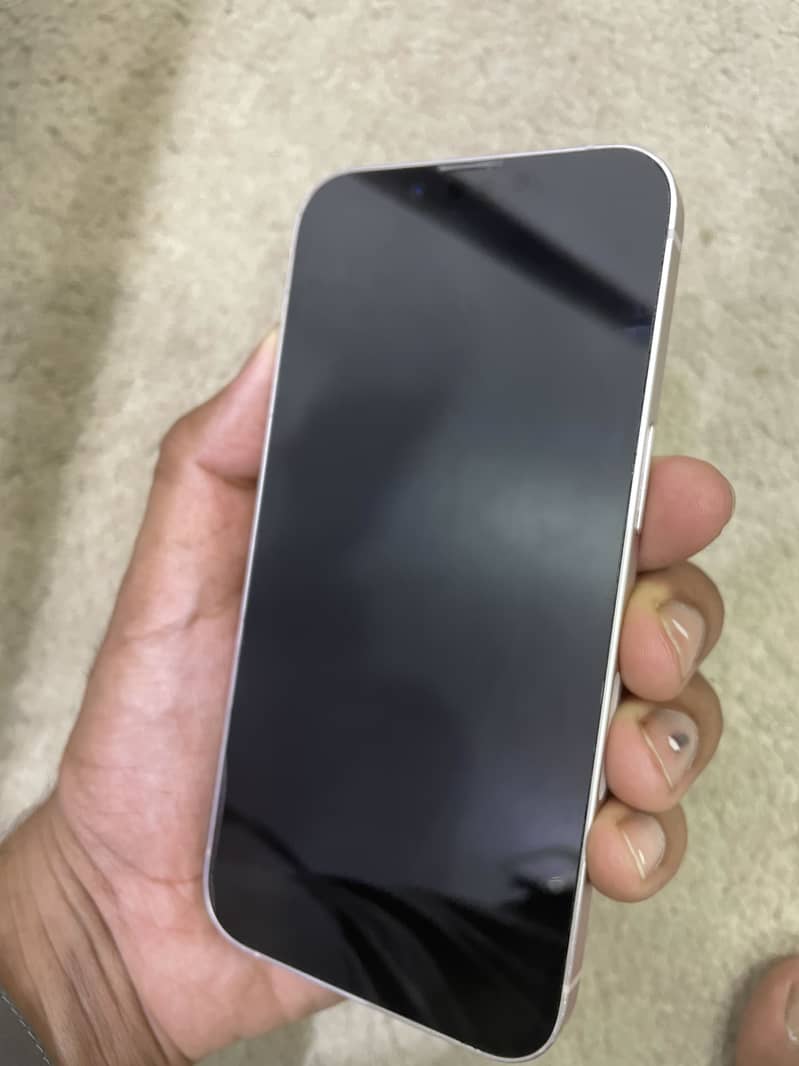 Apple iPhone 13 3