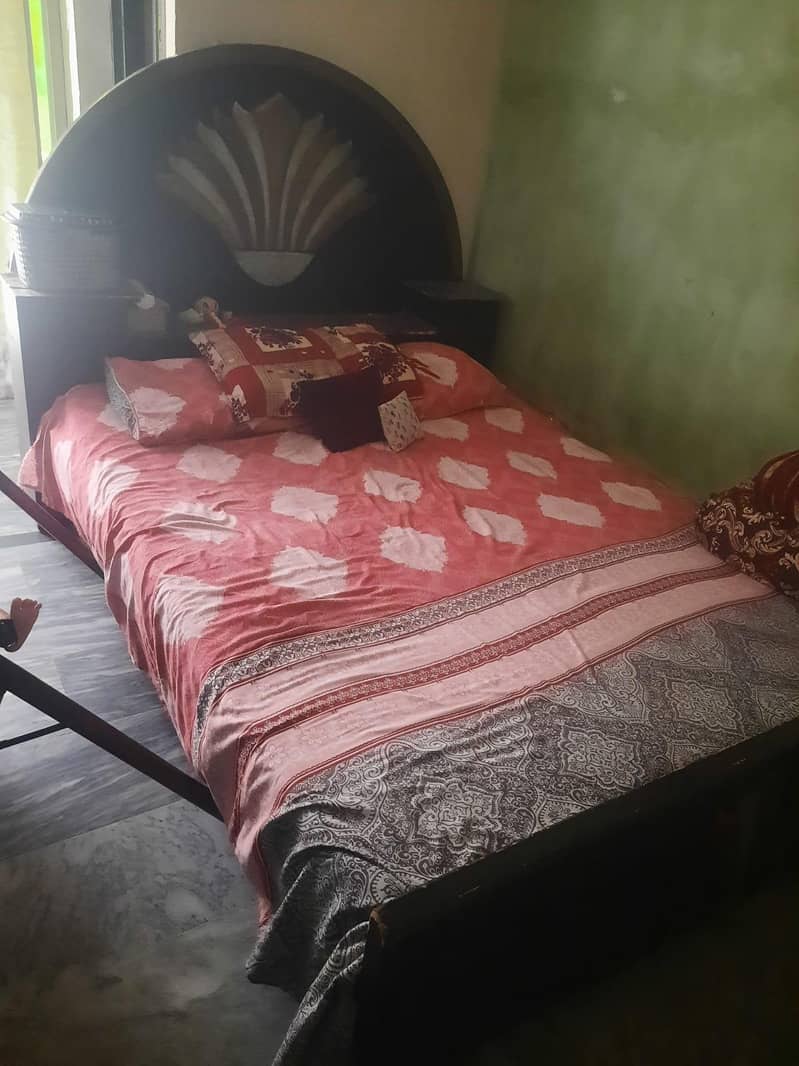 double bed 0