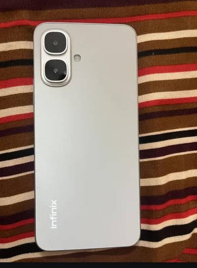 Infinix Smart 10 4/64 10Month Warranty