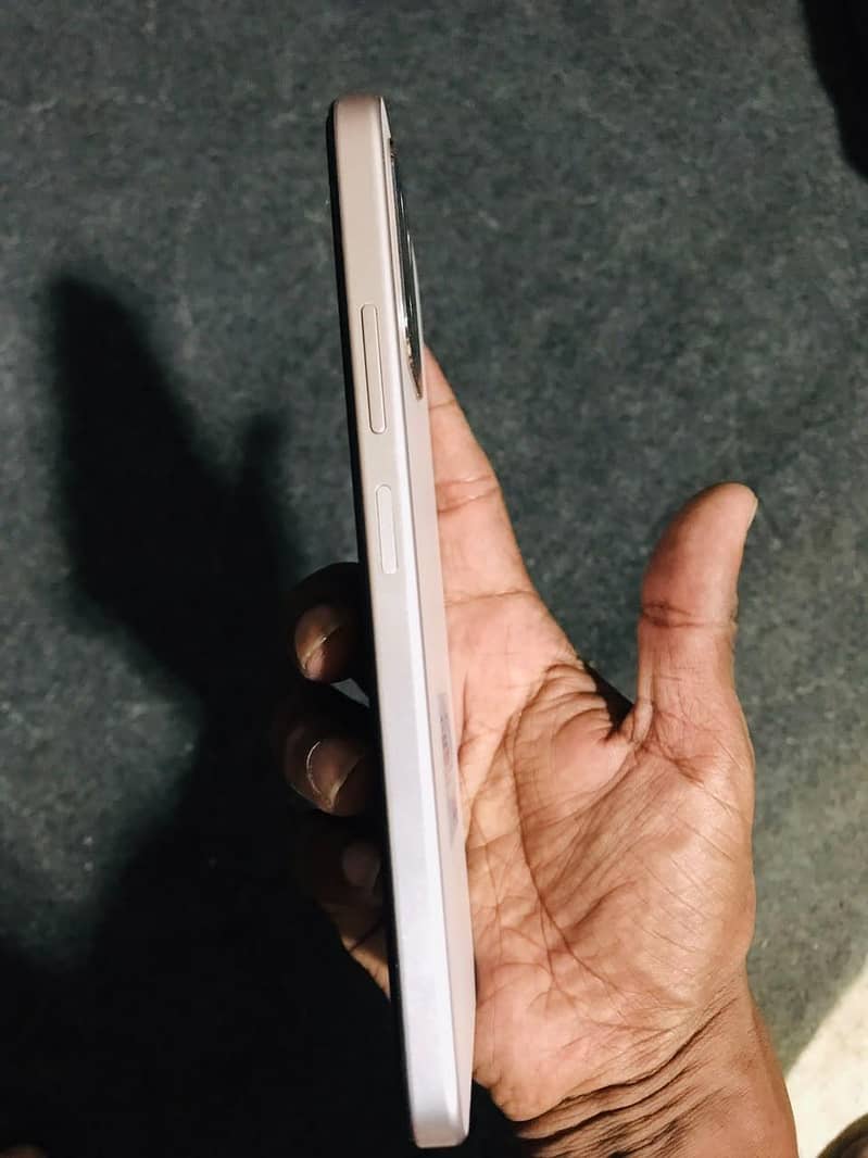 OPPO A6 1