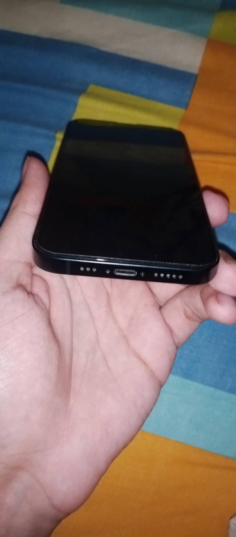 Apple iPhone 13 2