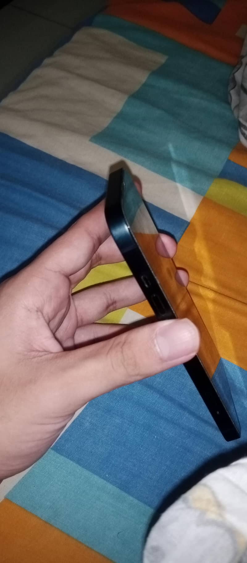 Apple iPhone 13 4