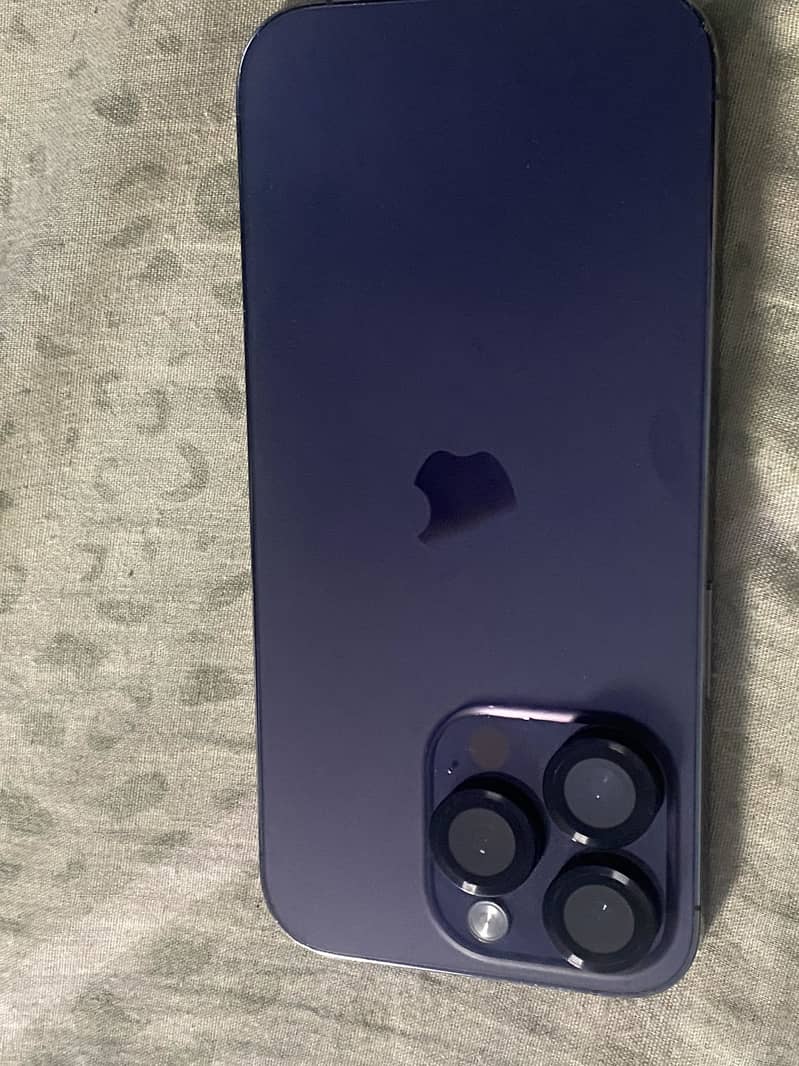 iPhone 14 pro 1