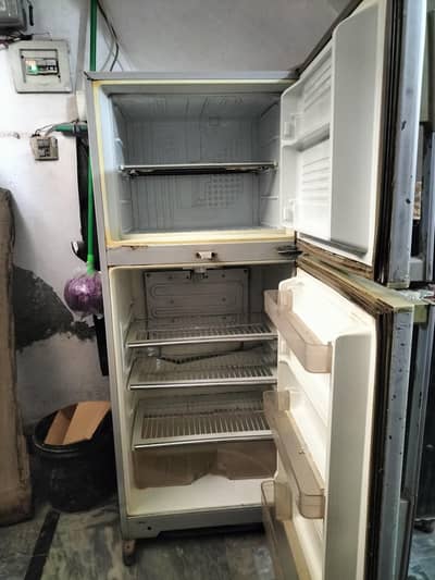 Dawlance Refrigerator - Faulty Compressor / Scrap or Repair