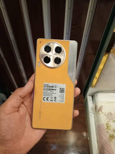 Tecno CAMON 30