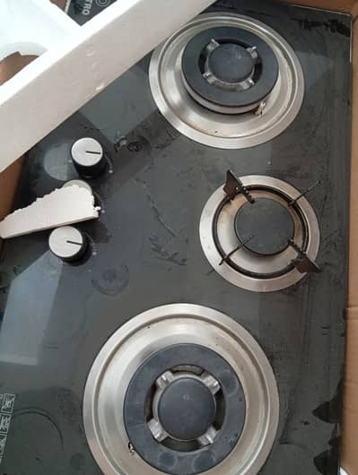 Glass top stove , 3 burners