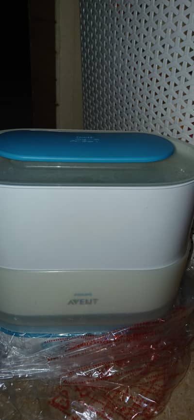 BRAND NEW Avent 3IN1 baby bottle fast sterilliser