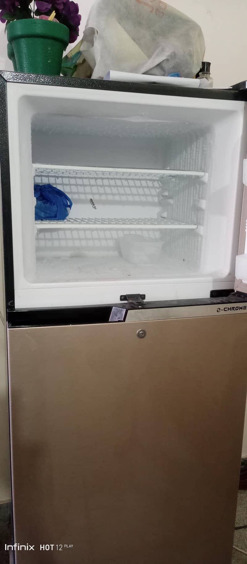 Medium size refrigerator 7