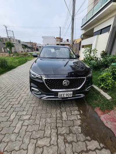 MG HS 2021