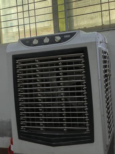 izone brand new cooler for sale very good condition for sale