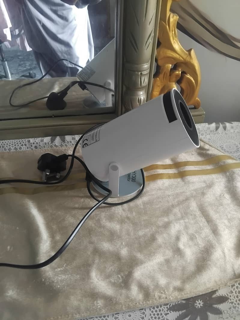 projector HY300 2