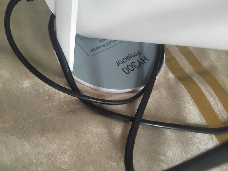 projector HY300 3
