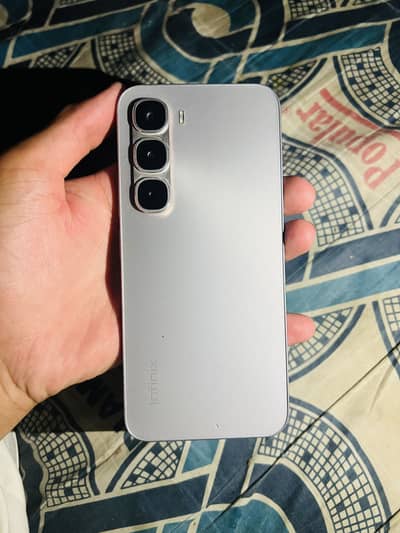 Infinix Hot 60 pro (IN WARRANTY)