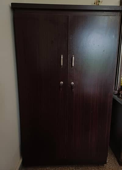 Formica Wooden Wardrobe