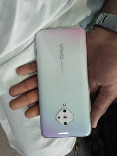 vivo y51