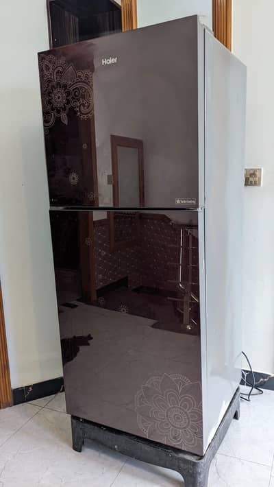 Haier Glass door Fridge in good Condition in 45,000