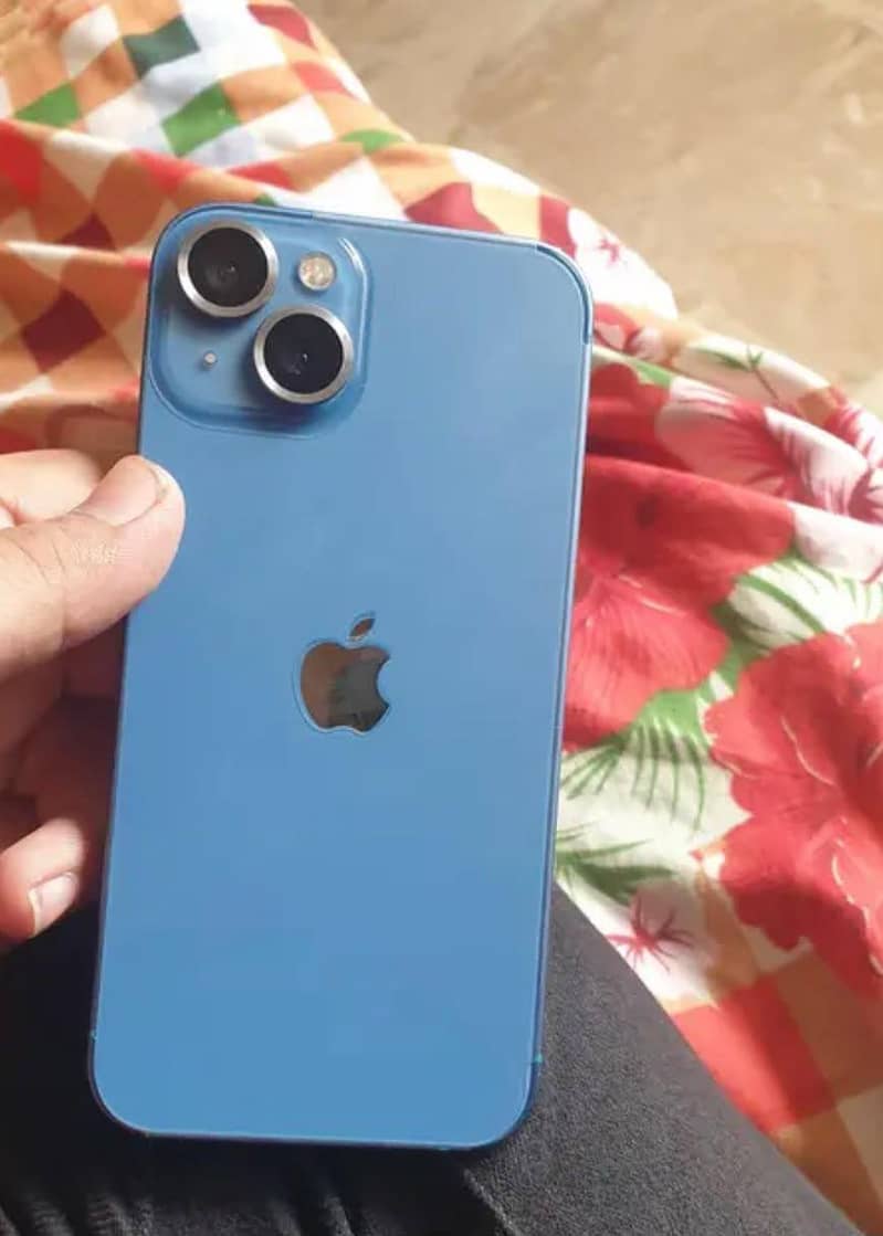 Apple iPhone 13 0